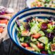 Lekker bij warm weer drie leuke tips voor een frisse salade in de zomer!